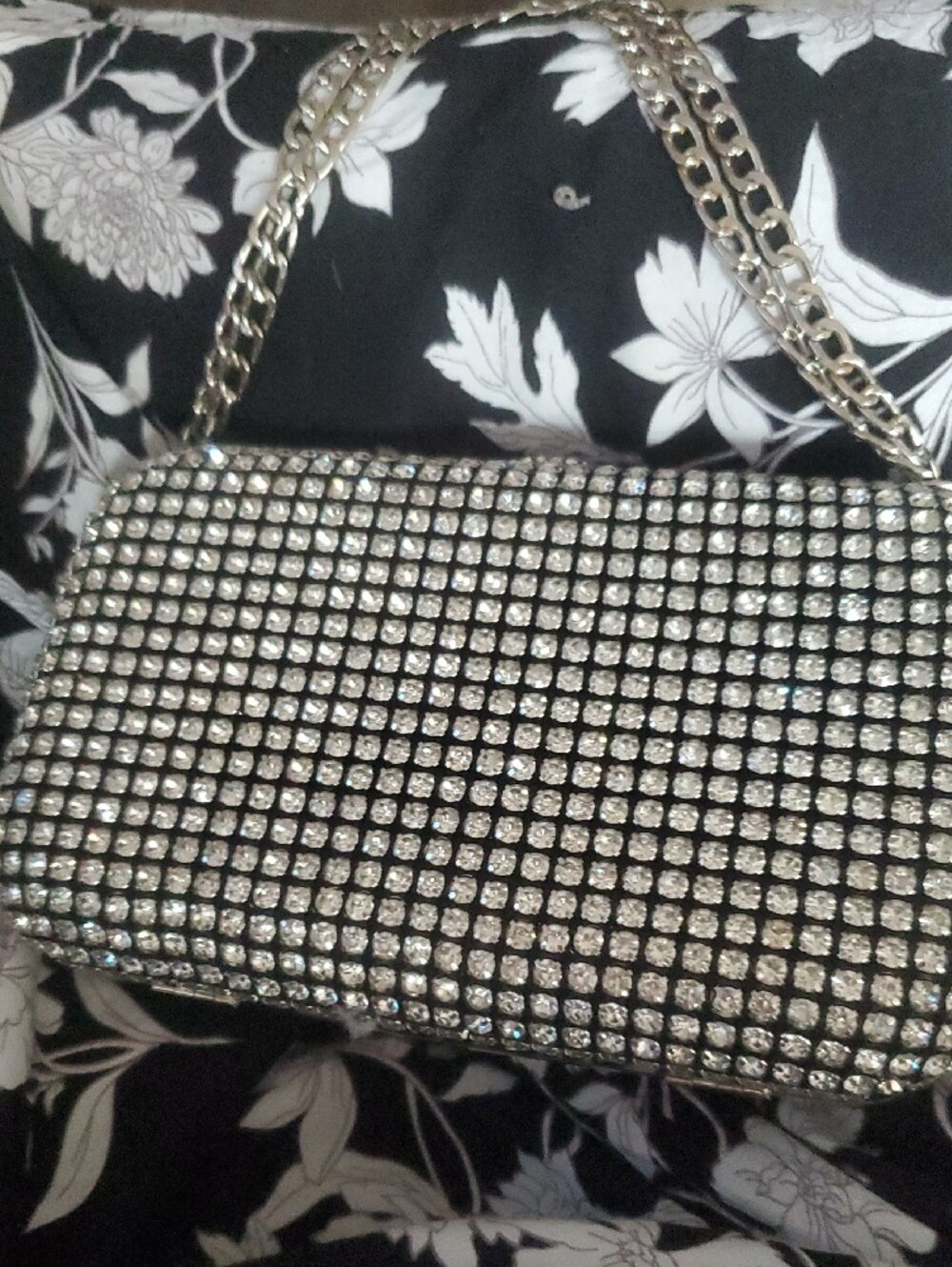Source Unknown Silver Rhinestone Chain Clutch - Picture 3 of 9